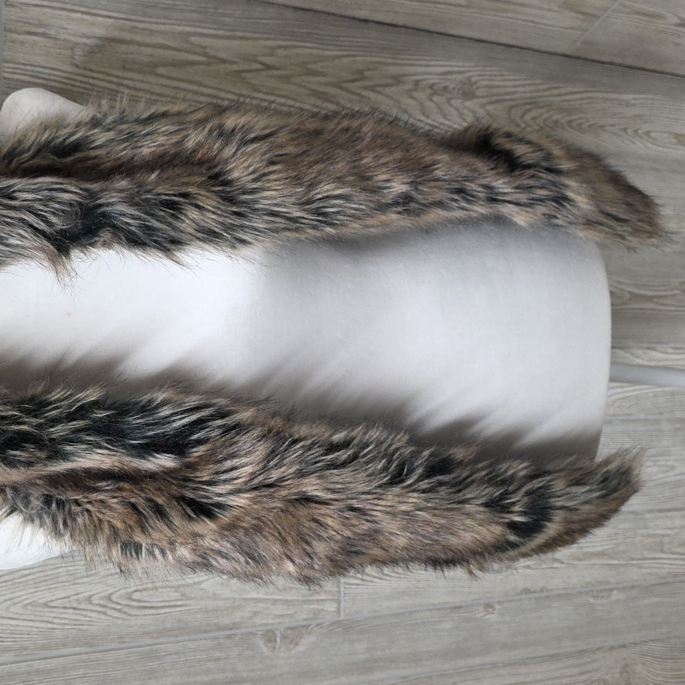 Spirithoods Dire Wolf Faux Fur Hood Adult One Size - Picture 3 of 12